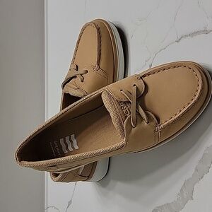 NWOB SPERRY TOP SIDERS PLUSHWAVE LOAFERS SZ.7.5 M